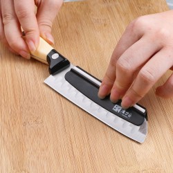 Kitchen knife sharpening precision tool - pocket knifeKnife sharpeners