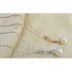 Crystal angel wing with pearl - necklaceNecklaces