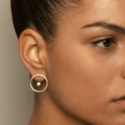 Elegant round earrings with crystalEarrings