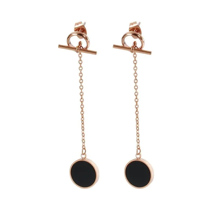 Chain with a black circle - long earringsEarrings