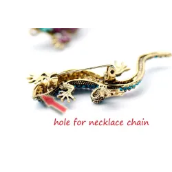 Fashionable brooch - vintage crystal lizardBrooches