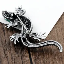 Vintage brooch with crystal lizardBrooches