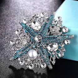 Crystal sea star with pearl - vintage broochBrooches