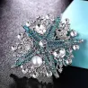Crystal sea star with pearl - vintage broochBrooches