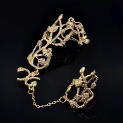 Two finger ring - with chain - hollow out flowers / crystalsRings