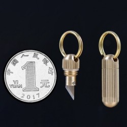 Keychain with mini knife - stainless steelKeyrings