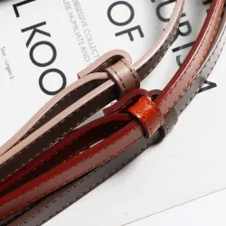Thin leather belt - gold loose buckleBelts