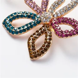 Star / flower shaped crystal earringsEarrings