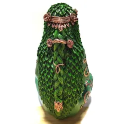 Resin mother earth figurineStatues & Sculptures