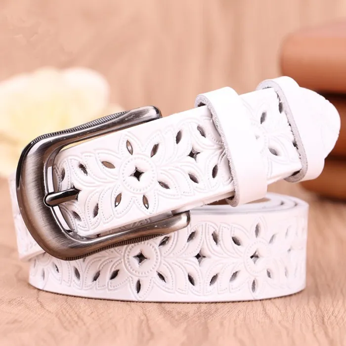 Carved genuine leather belt - with a metal buckleBelts