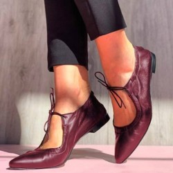 Elegant leather flat shoes - lace upShoes