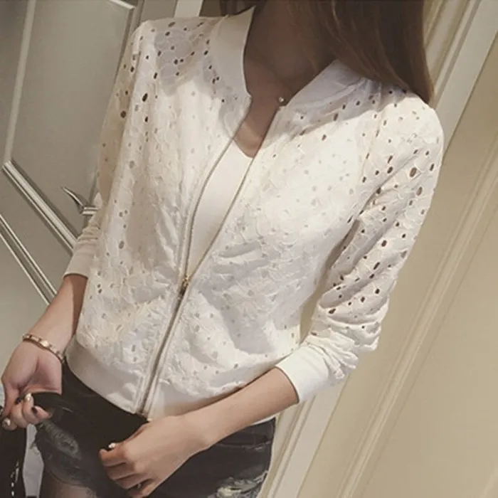 Lace short jacket - with zipperJackets