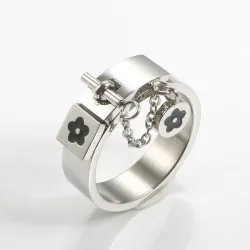 Lucky flower charm - with chain - ring - stainless steelRings