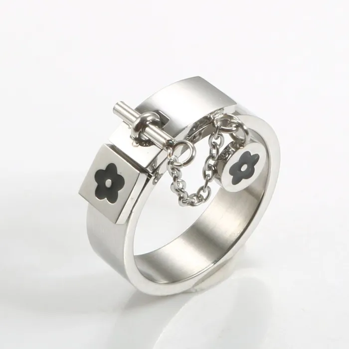 Lucky flower charm - with chain - ring - stainless steelRings