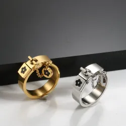 Lucky flower charm - with chain - ring - stainless steelRings