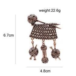 Weaving ball / yarn - vintage broochBrooches