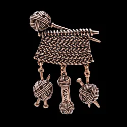 Weaving ball / yarn - vintage broochBrooches