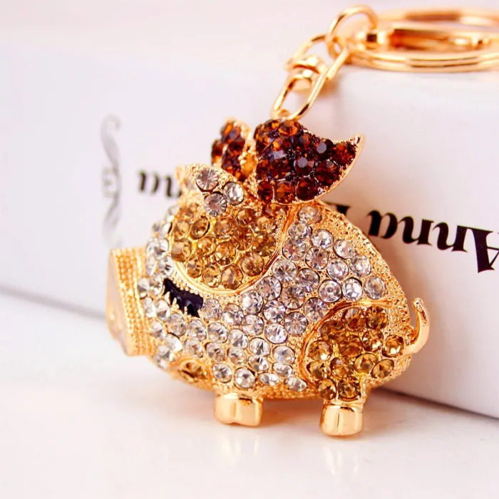 Crystal pig keychainKeyrings
