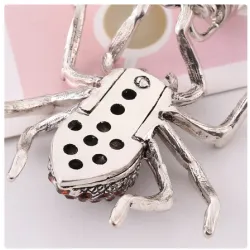 Crystal scorpion - keychainKeyrings
