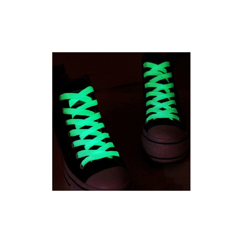 Glowing in the dark shoelaces
